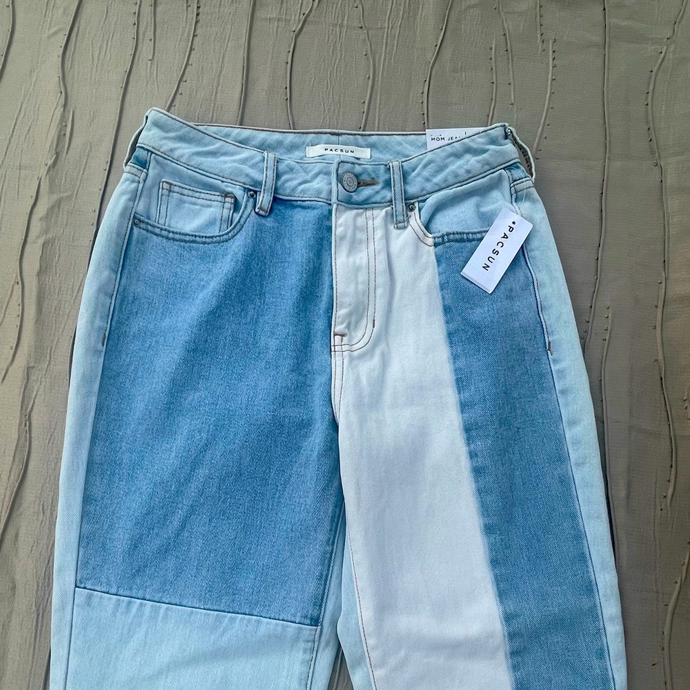 Women’s Eco Hopper patch mom jeans in medium indigo